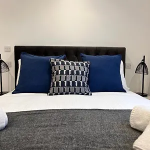 Chapel - Apartment