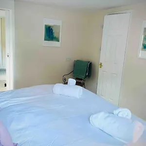 Quiet And Cosy Flat, Close To Centre Apartment